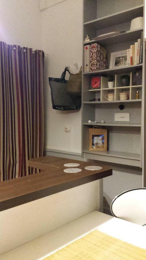 Coquet Studio En Mezzanine Nuit Pour 2 Personnes แซ็ง-จิฮองส์ ภายนอก รูปภาพ